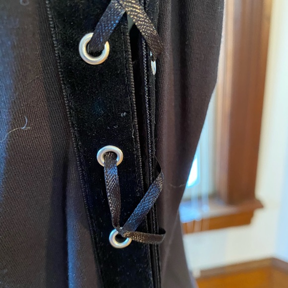 Lace up Sleeves Express size small black top - Picture 4 of 7